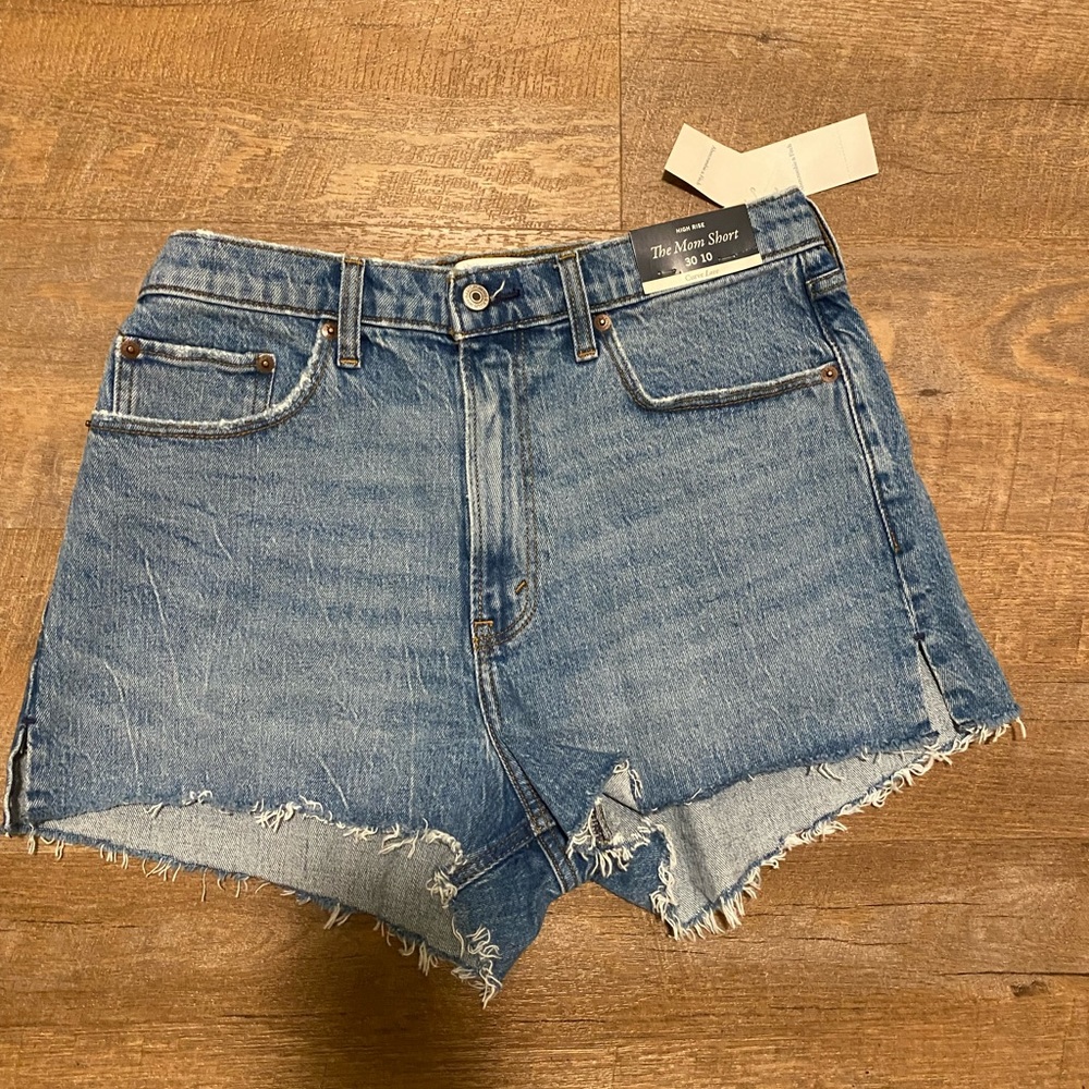 Abercrombie & Fitch high rise mom shorts curve love
